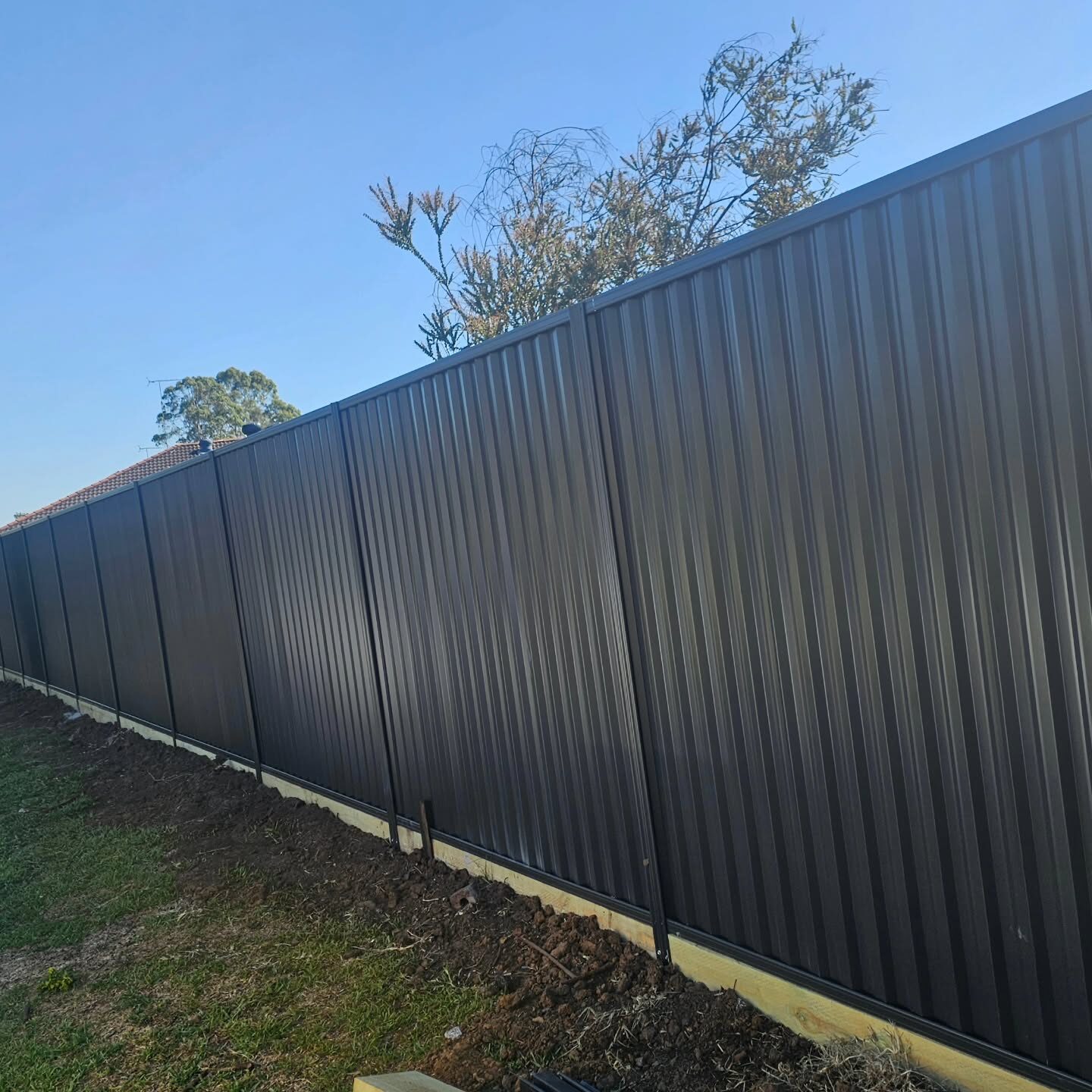 Colorbond — Long-run rear boundary